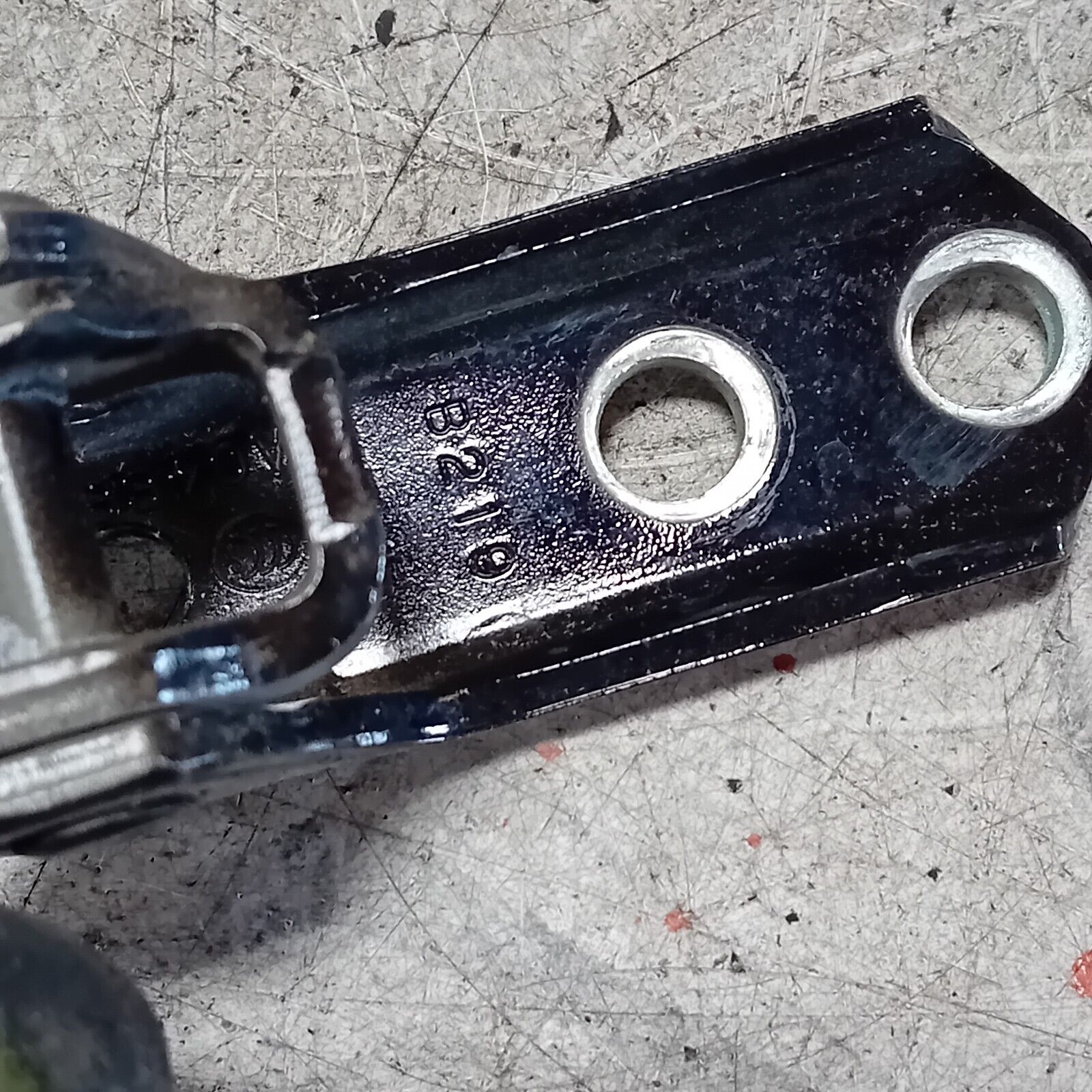 MITSUBISHI OUTLANDER 2014 RIGHT FRONT DOOR LOWER HINGE A046834