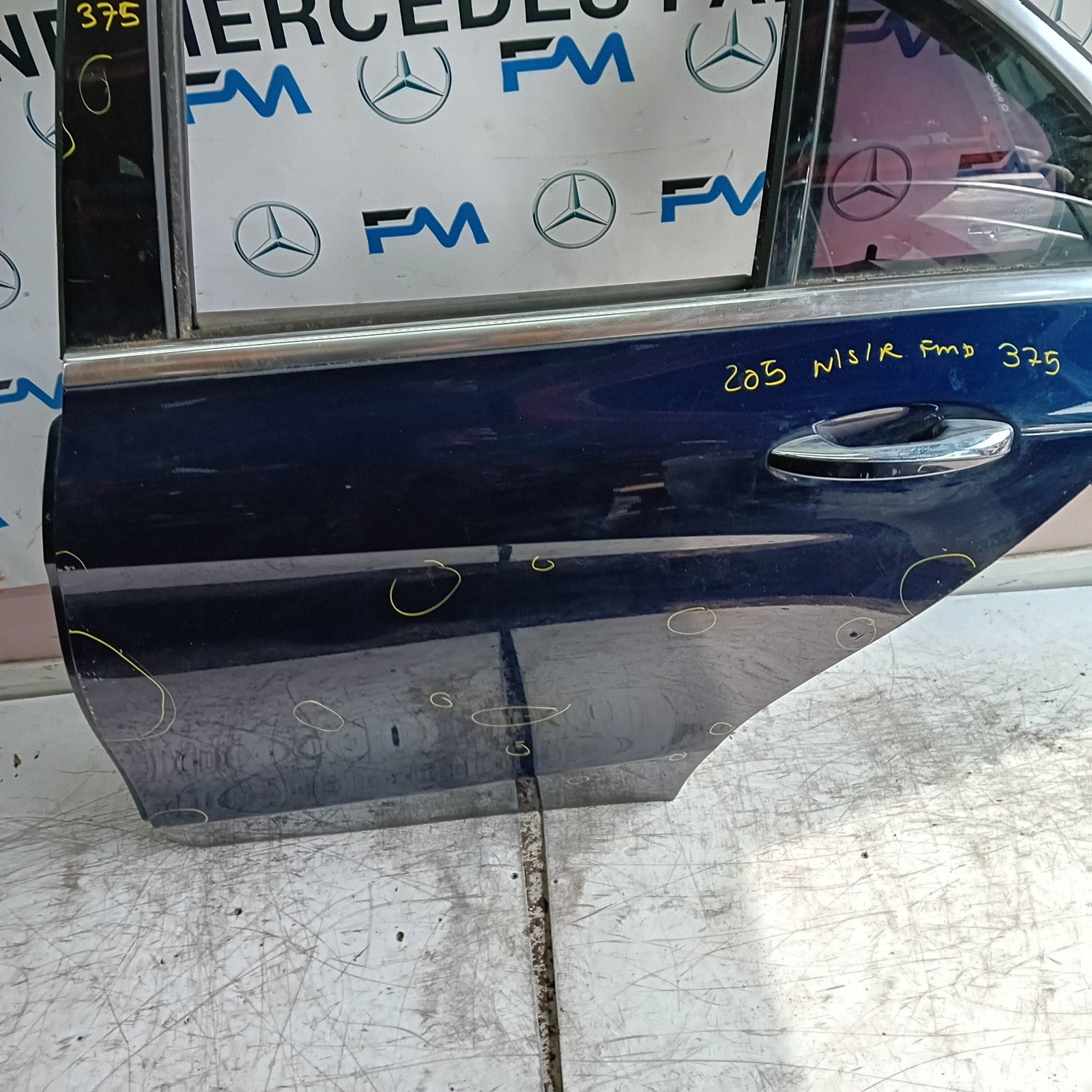 MERCEDES C-CLASS W205 SLN PASSENGER REAR DOOR NSR BLUE 2014 ON COMPLETE FMD375