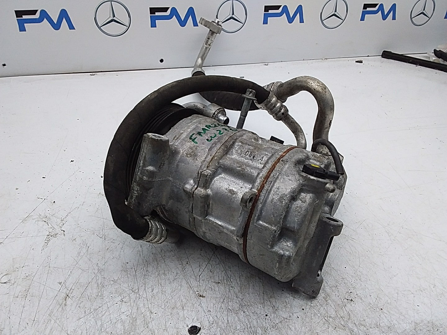 MERCEDES E-CLASS W238 SPRINTER AIR CON PUMP COMPRESSOR A0008301301 FMR264