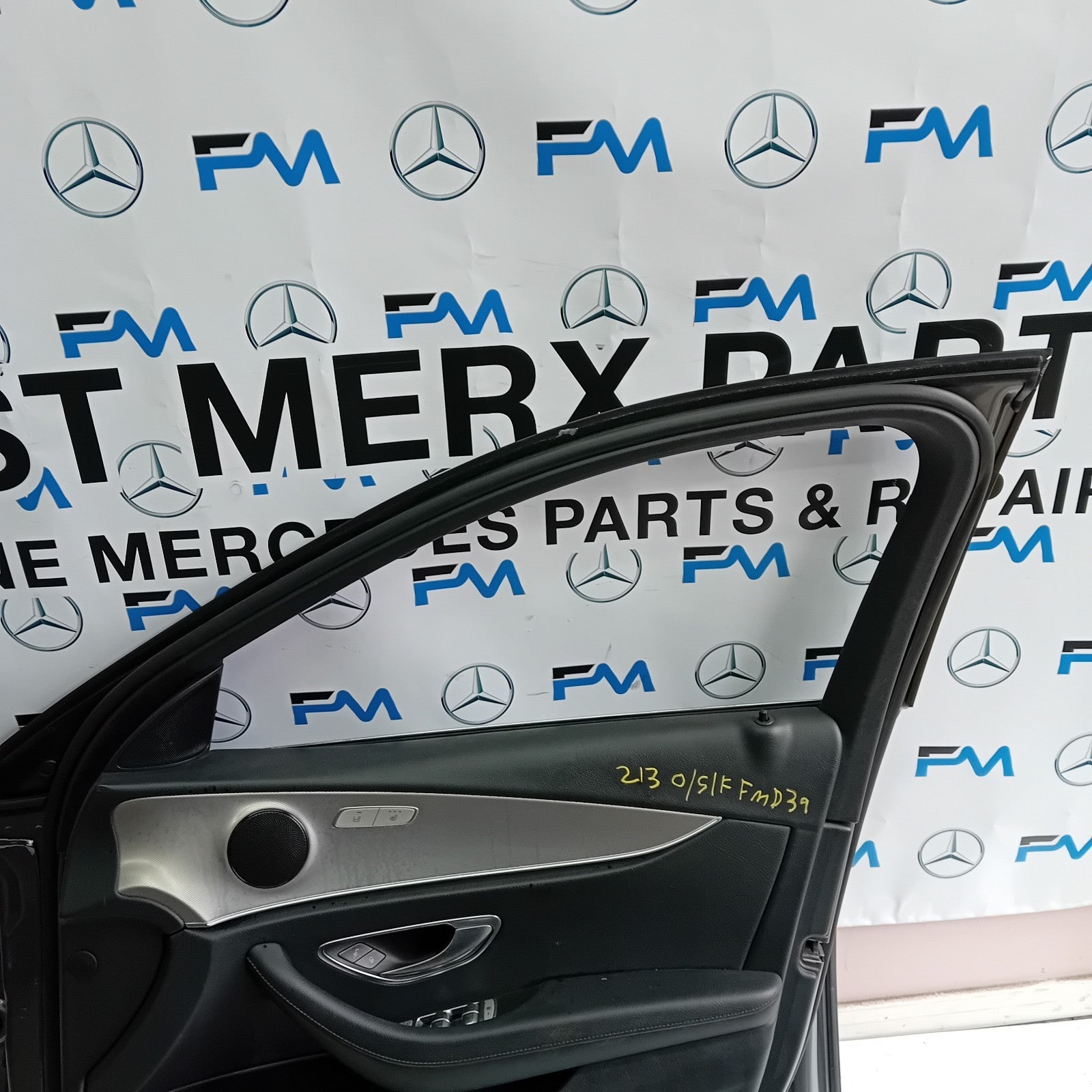 MERCEDES E-CLASS W213 DRIVER SIDE FRONT DOOR O/S/F COMPLETE GREY FMD39