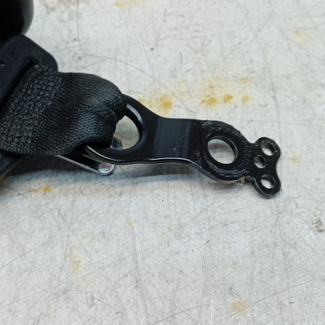 MERCEDES C-CLASS W205 SEAT BELT REAR LEFT PASSENGER SIDE NSR A2058600585 FMS473