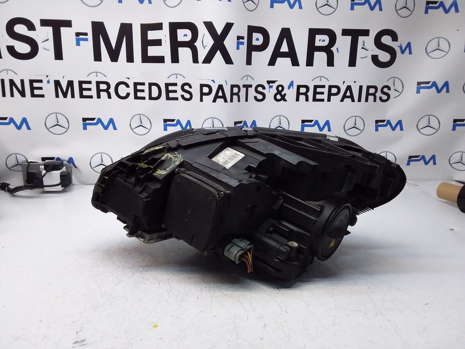 2013 MERCEDES B-CLASS W246 HEADLIGHT DRIVER SIDE OS A2468207461 FMH121 (DAMAGED)