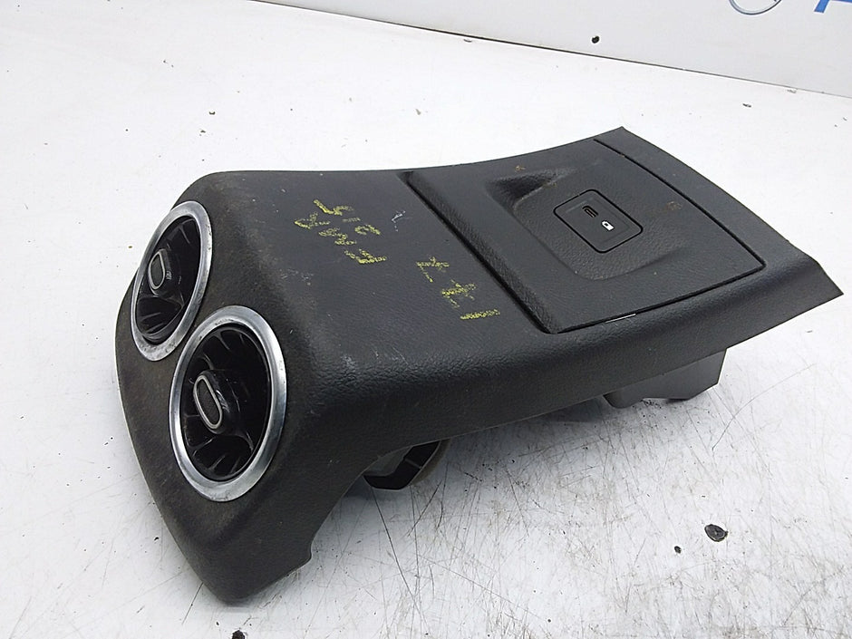 MERCEDES BENZ  A-CLASS W177 REAR CENTRE AIR VENTS  A1778309200 FMR215