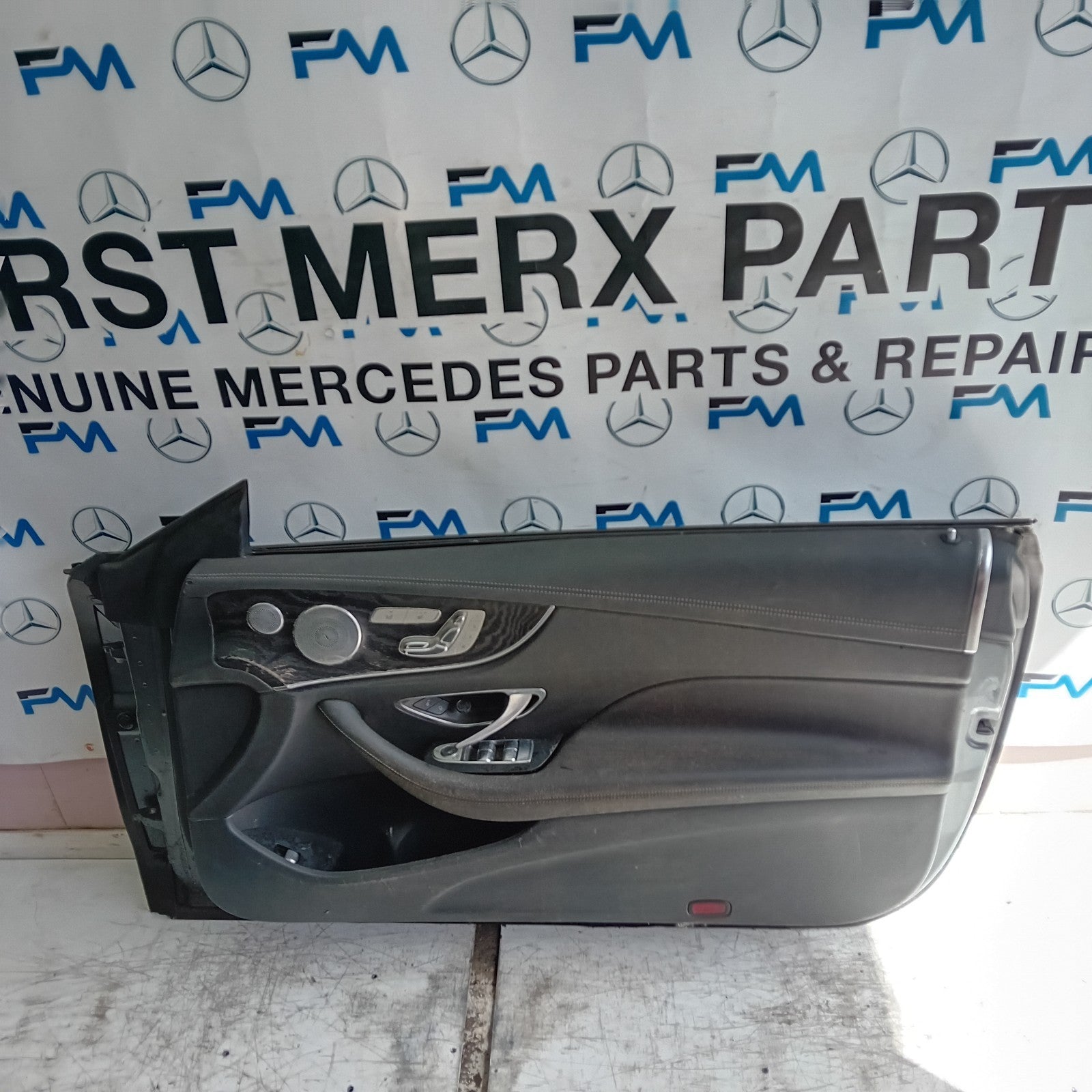 MERCEDES E-CLASS C238 CP DRIVER FRONT DOOR OSF 2016 ON GREY COMPLETE FMD405