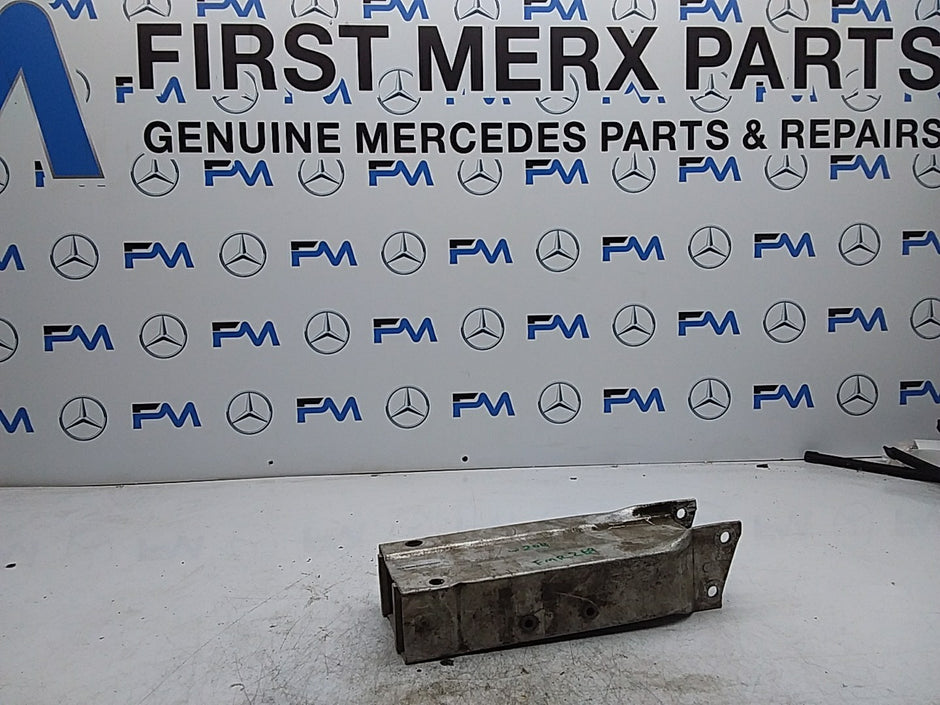 MERCEDES C-CLASS W204 ABSORBER BAR REINFORCEMENT RIGHT SIDE A2046202095 FMR269