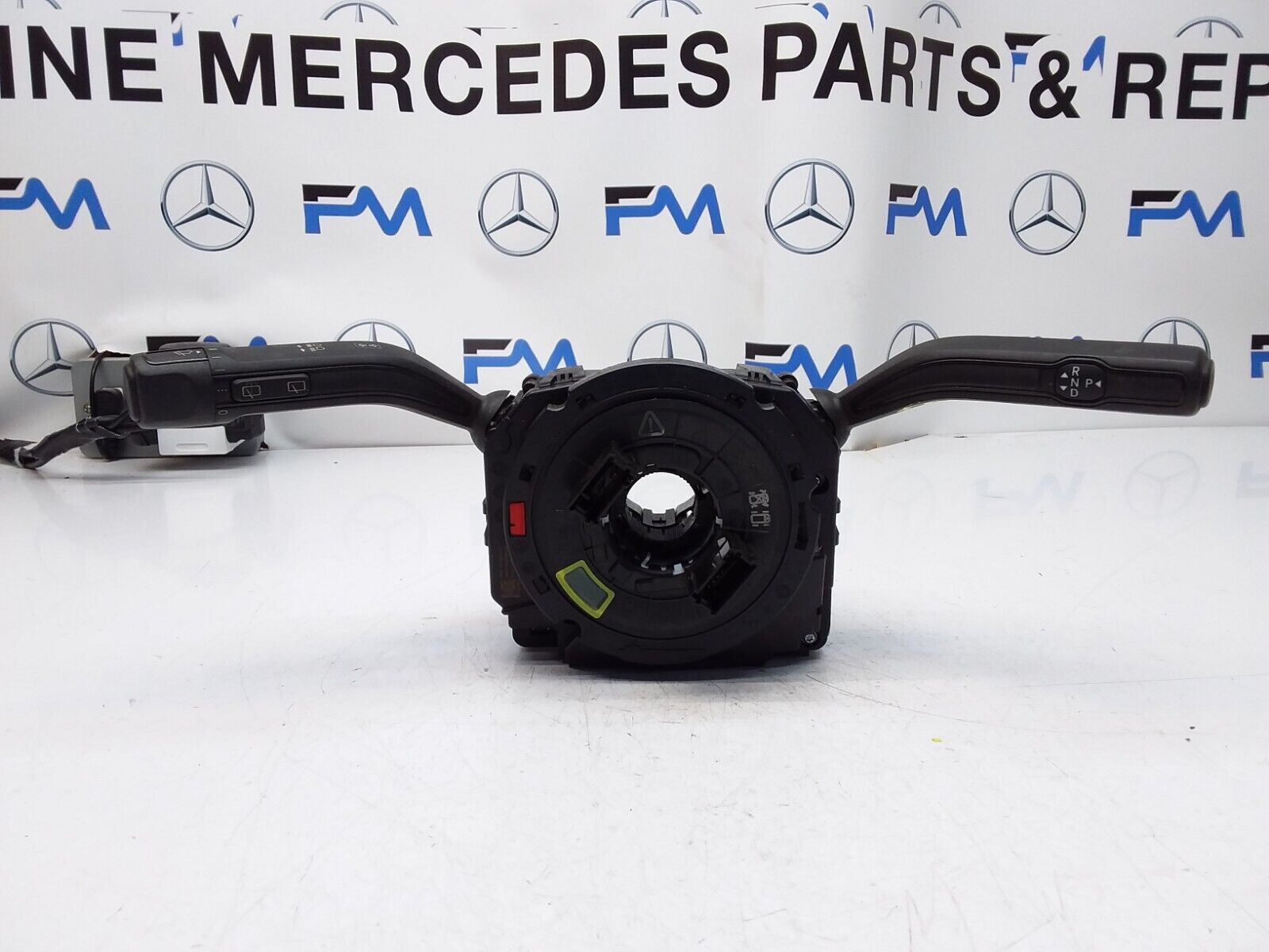 Mercedes  A-CLASS W177 INDICATOR/WIPER GEAR SELECT + SQUIB 10139371 2019 FM00533