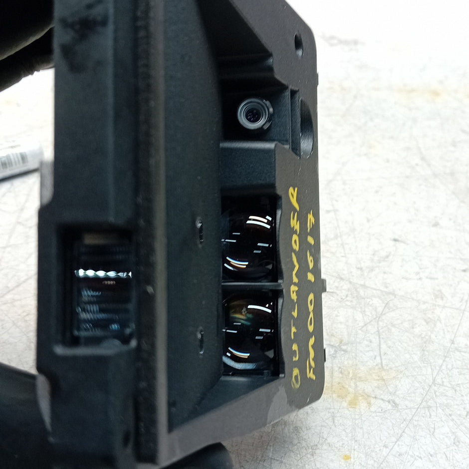 MITSUBISHI OUTLANDER MK3 WINDSHIELD CAMERA CONTROL 8638A211 FM001617