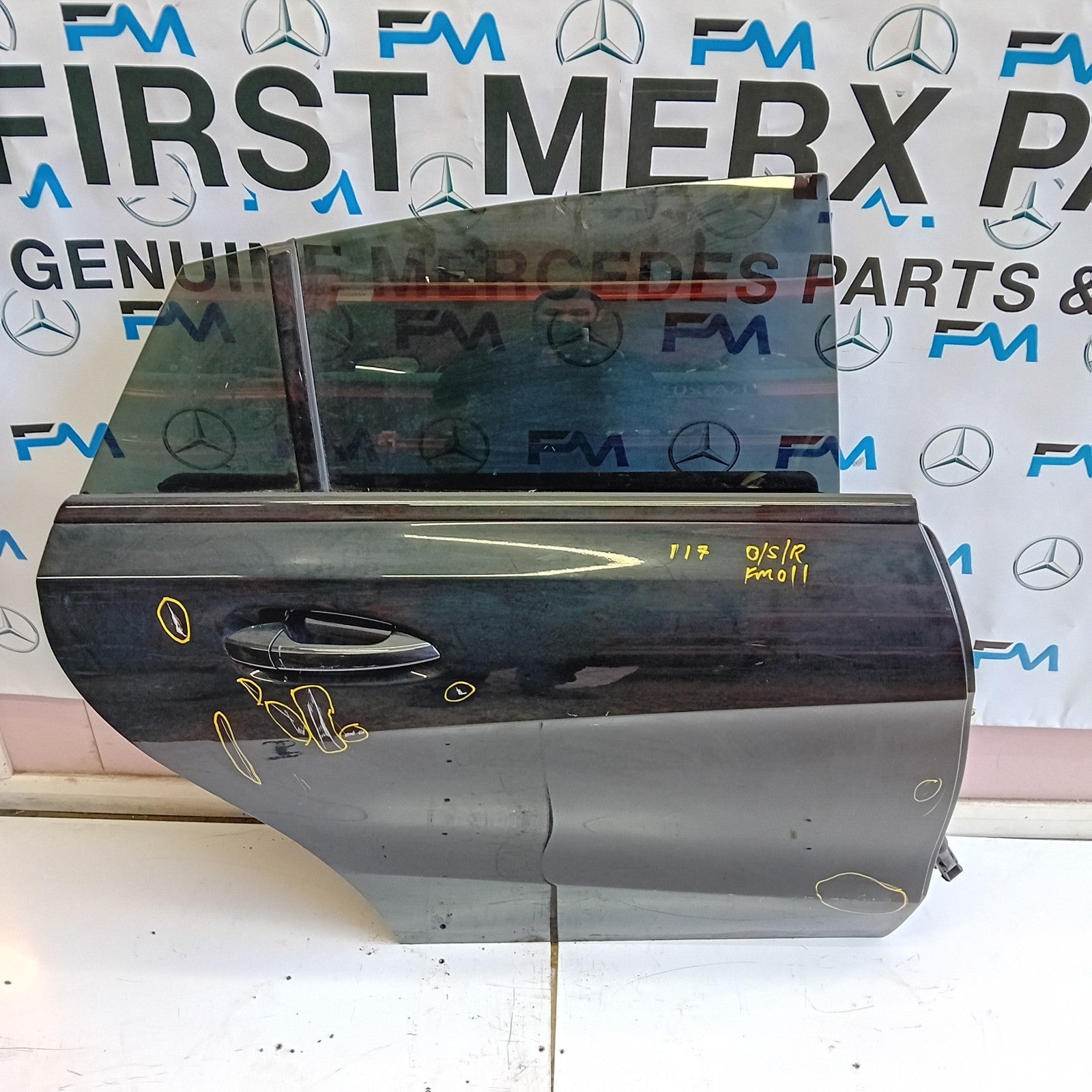 MERCEDES BENZ CLA-CLASS W117 DRIVER SIDE REAR DOOR ( OFF SIDE REAR ) FM011