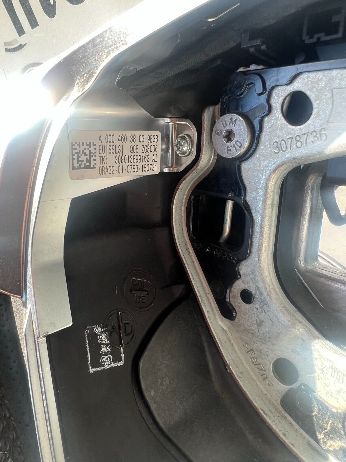 2014-2018 MERCEDES C CLASS W205 STEERING WHEEL WITH PADDLE SHIFTS A0004603803
