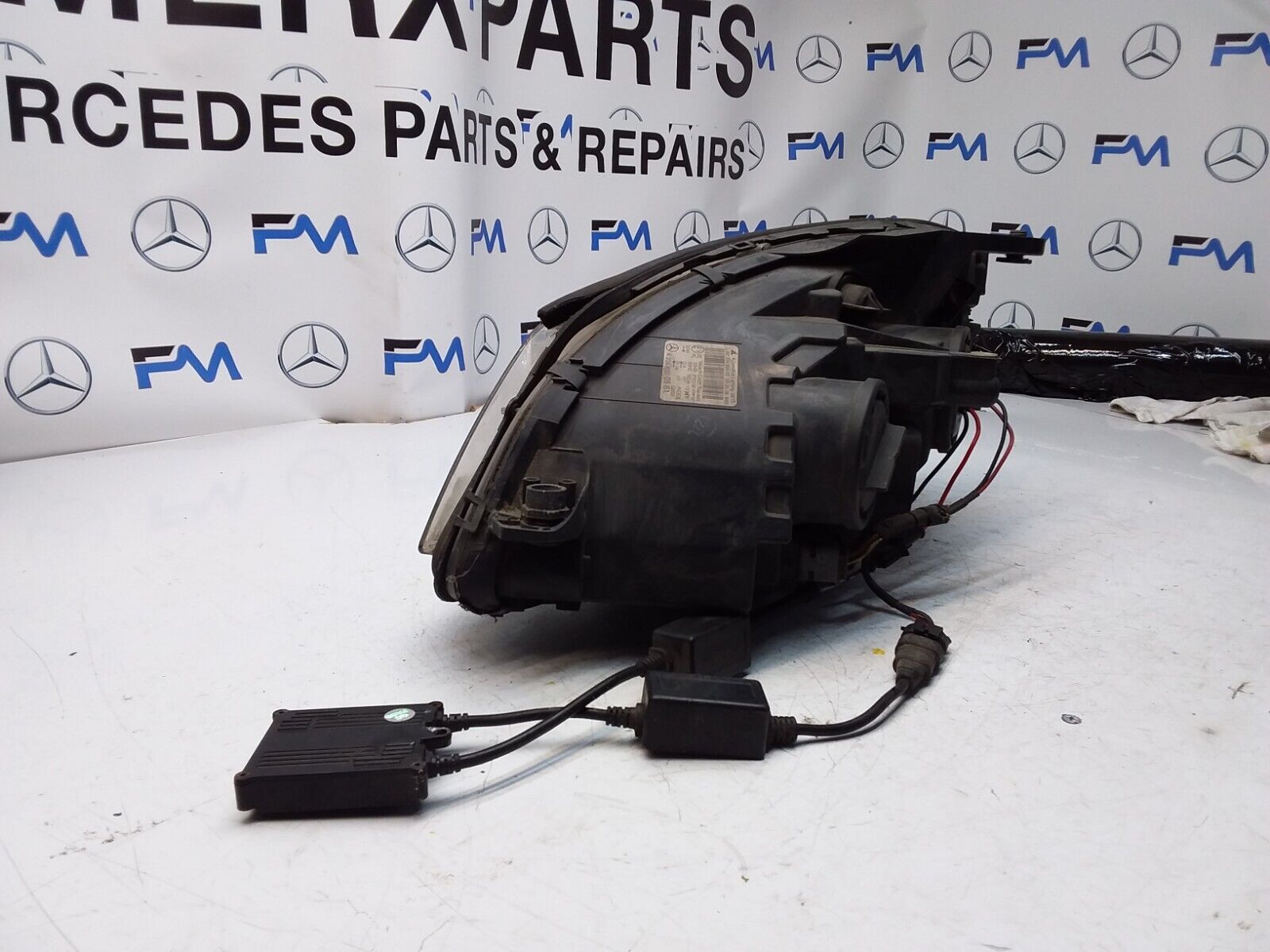 2008 MERCEDES C-CLASS W204 HEADLIGHT DRIVER OS A2048208661 FMH129