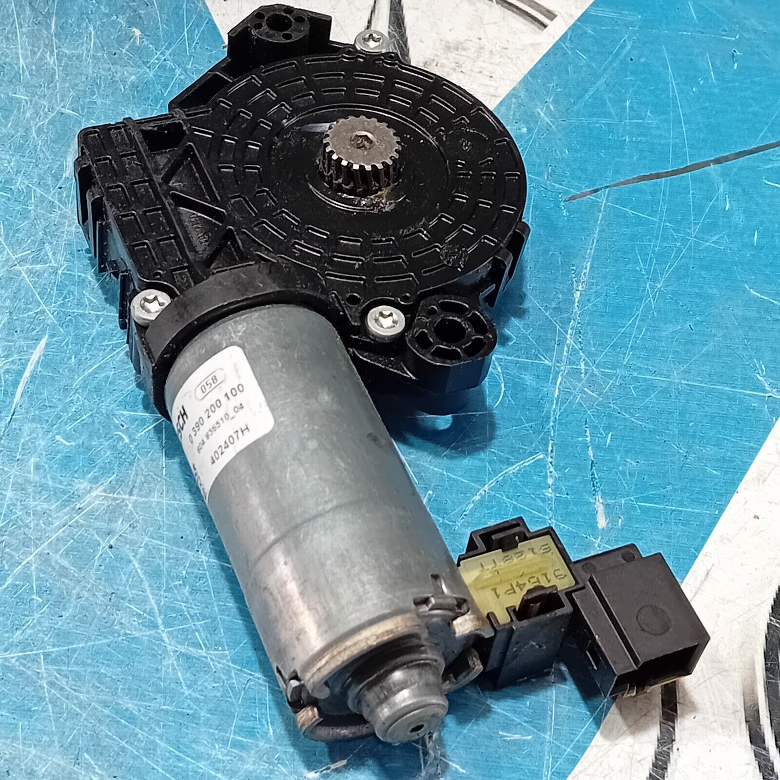 2014 MERCEDES C CLASS W205 PANORAMIC SUN ROOF MOTOR 0390200100 BOSCH