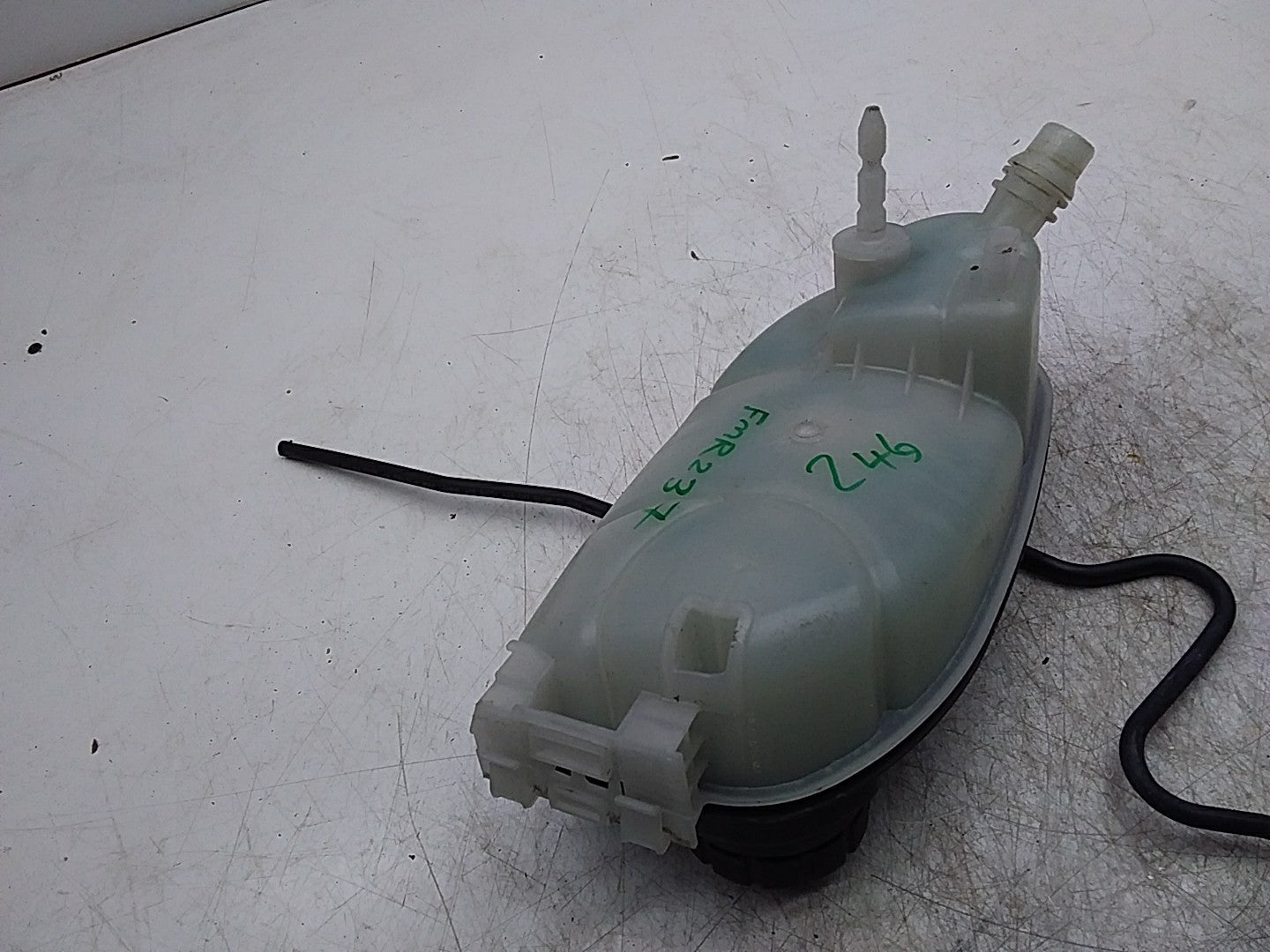 MERCEDES B-CLASS W246 COOLANT EXPANSION TANK FMR237