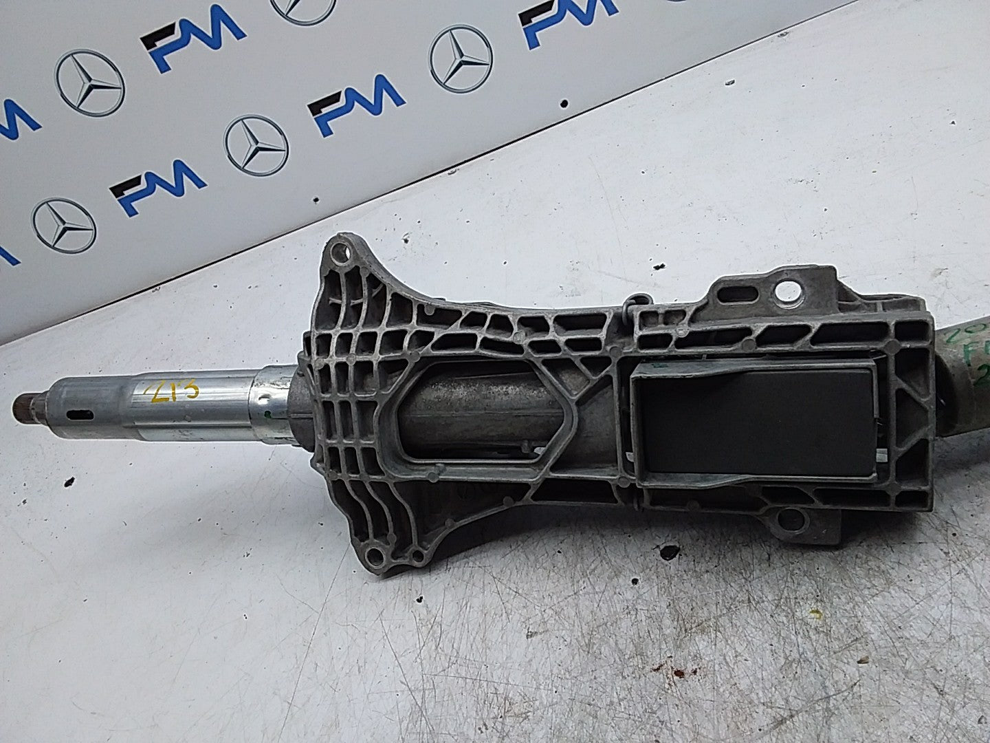 MERCEDES C-CLS W205 ADJUSTABLE STEERING COLUMN AND JOINT  A2054604216 FMR298