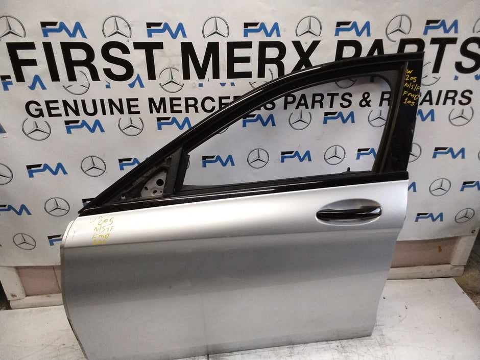 MERCEDES C-CLASS W205 PASSENGER SIDE FRONT DOOR N/S/F COMPLETE SILVER FMD105