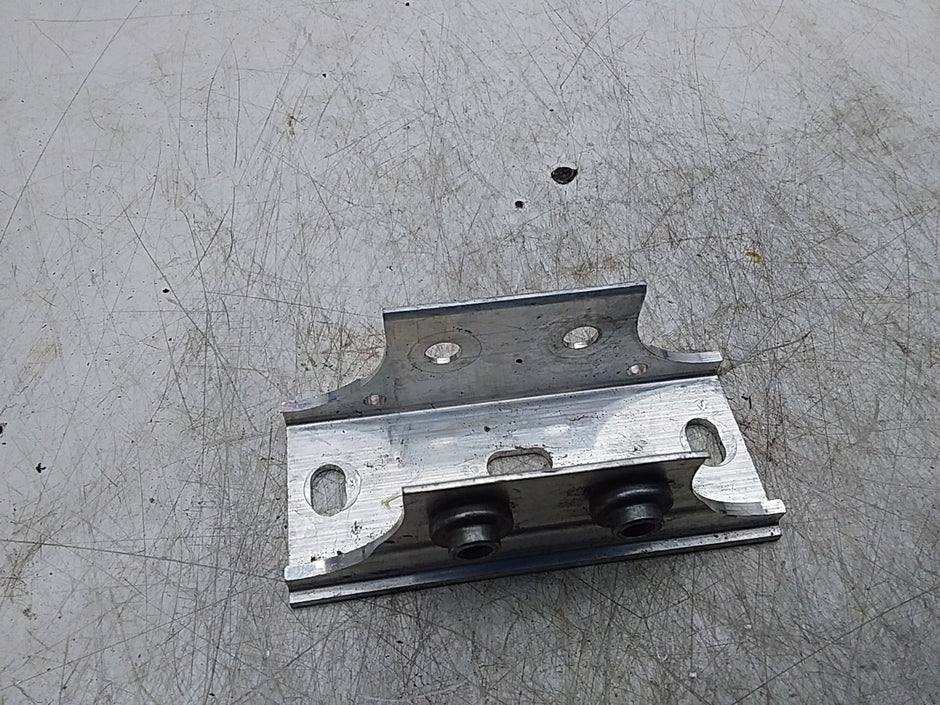 MERCEDES C-CLS W206 REINFORCEMENT MOUNTING RAIL A2066203802 FMR233