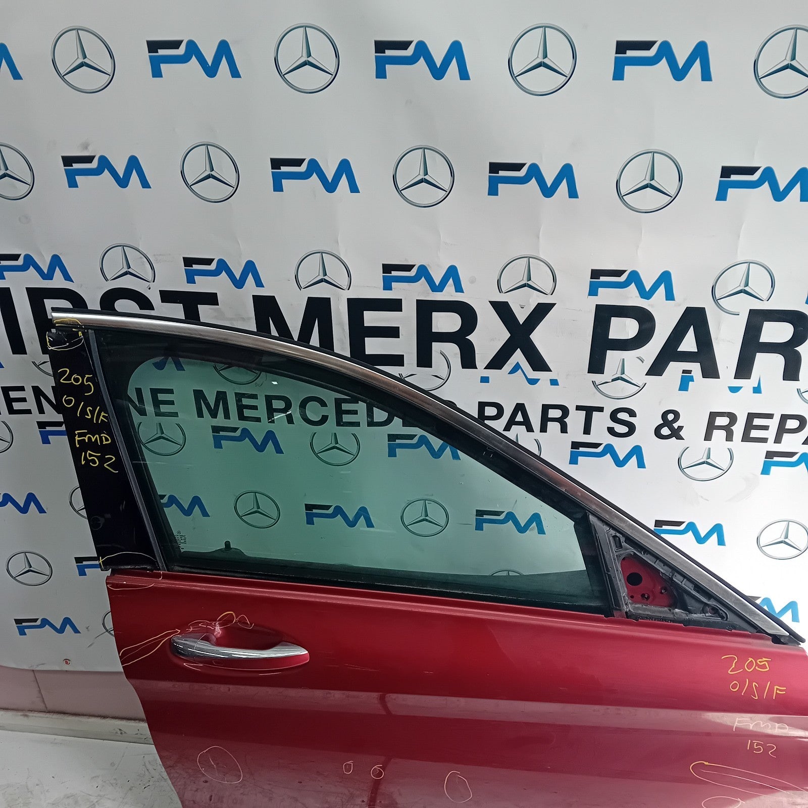 MERCEDES BENZ C-CLASS W205 DRIVER  FRONT DOOR O/S/F RED  COMPLETE 2014-21 FMD152