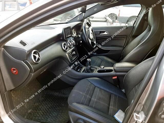 MERCEDES BENZ A-CLASS W176 -  BREAKING/SUSPENSION LEGS (ALL)