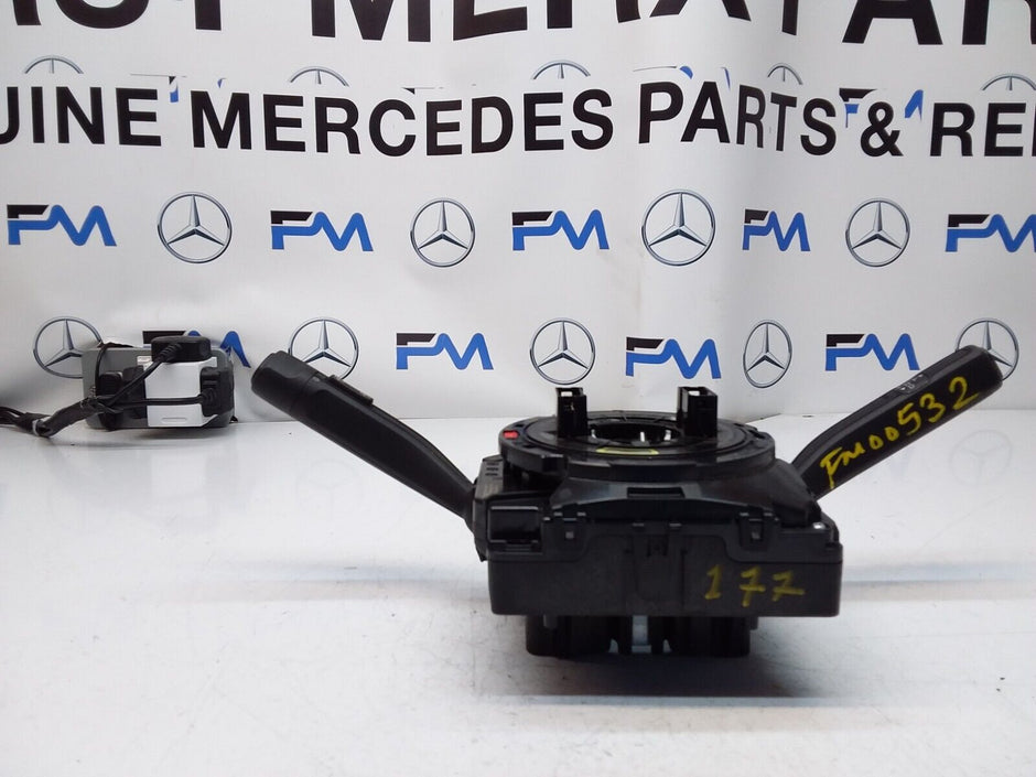 Mercedes  A-CLASS W177 INDICATOR/WIPER GEAR SELECT + SQUIB 10139371 2020 FM00532