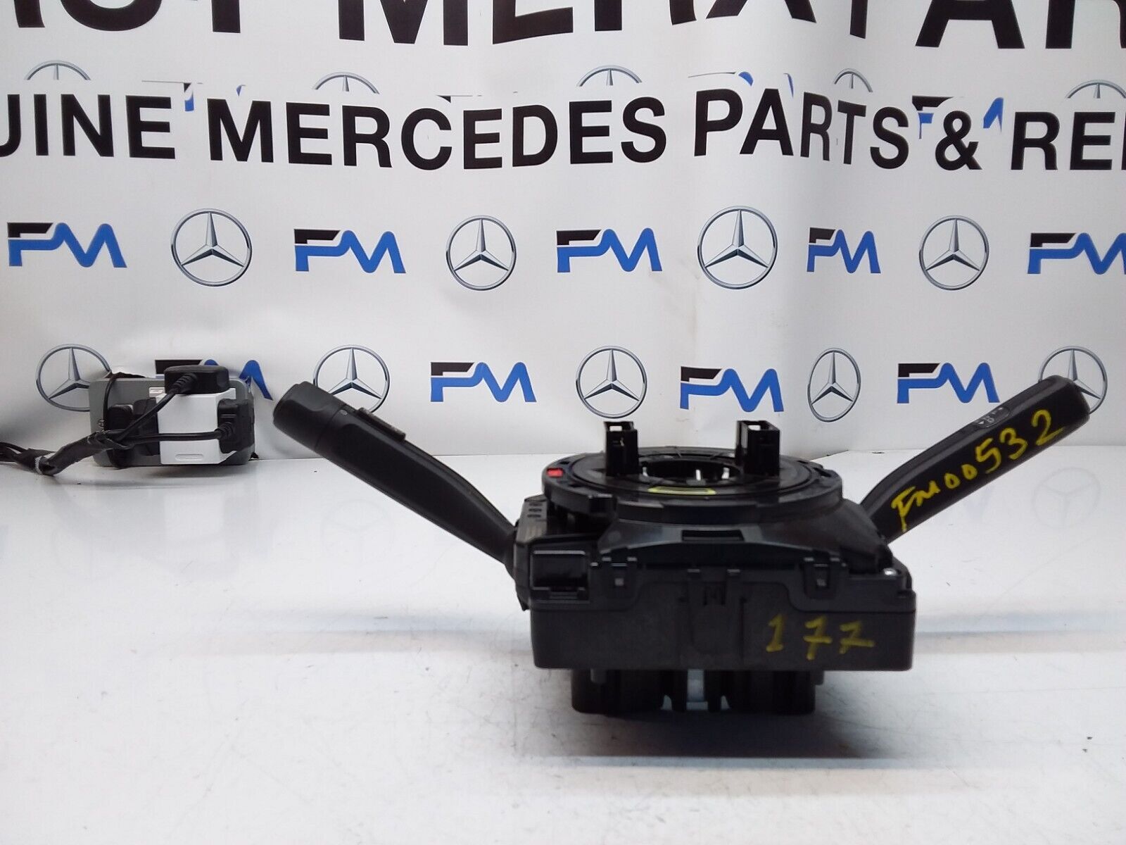 Mercedes  A-CLASS W177 INDICATOR/WIPER GEAR SELECT + SQUIB 10139371 2020 FM00532