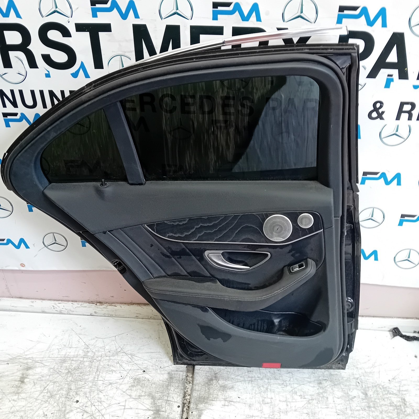 MERCEDES C-CLASS W205 PASSENGER REAR DOOR NSR  2014 ON BLACK COMPLETE FMD357