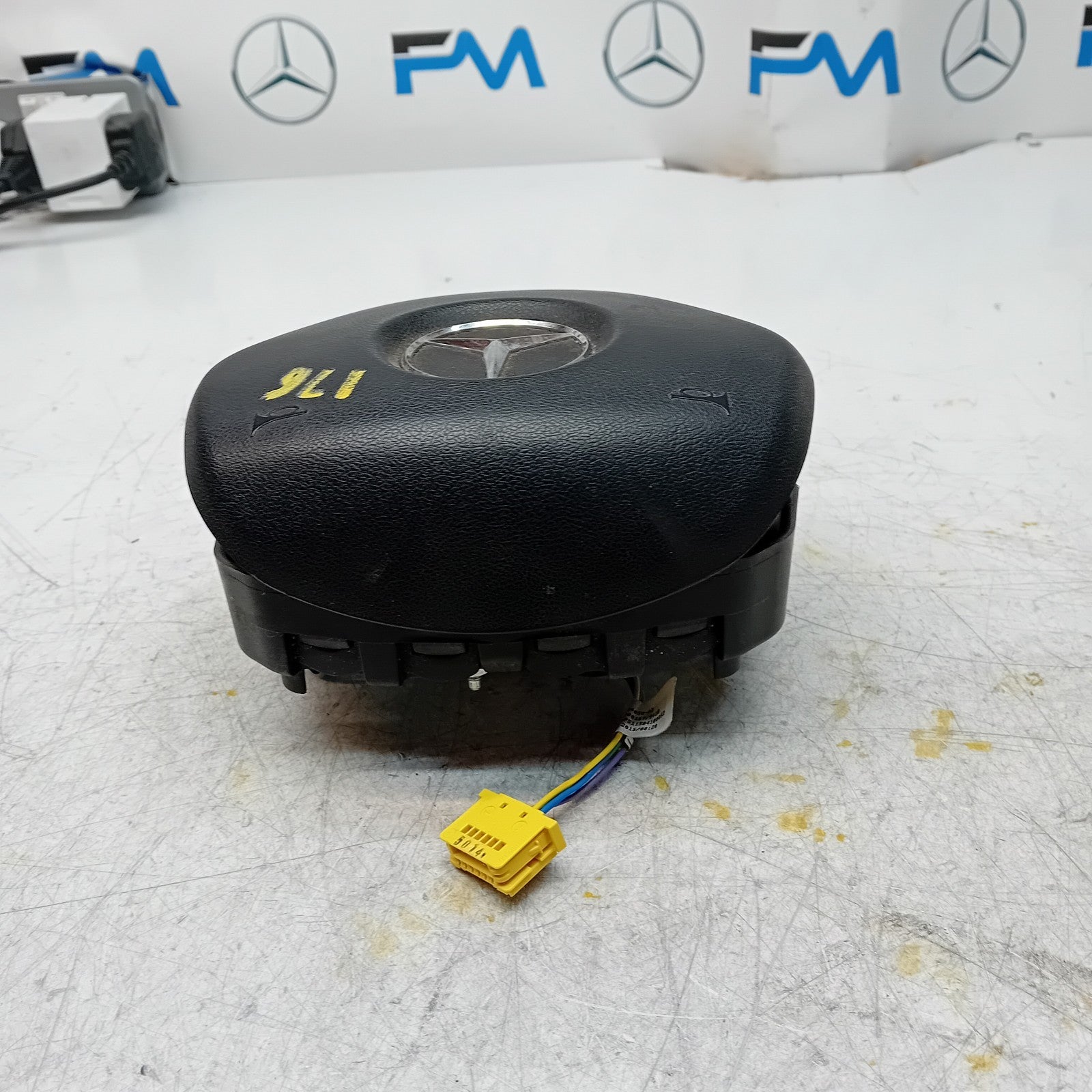 MERCEDES BENZ A-CLASS W176 STEERING WHEEL AIRBAG DRIVER OS RIGHT Q3 FM001489