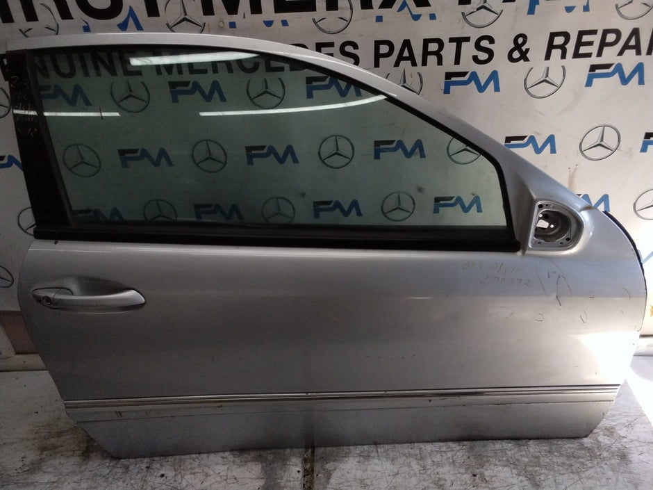 MERCEDES C-CLS W203 SLN DRIVER FRONT DOOR OSF SILVER 2001-04  FMD592
