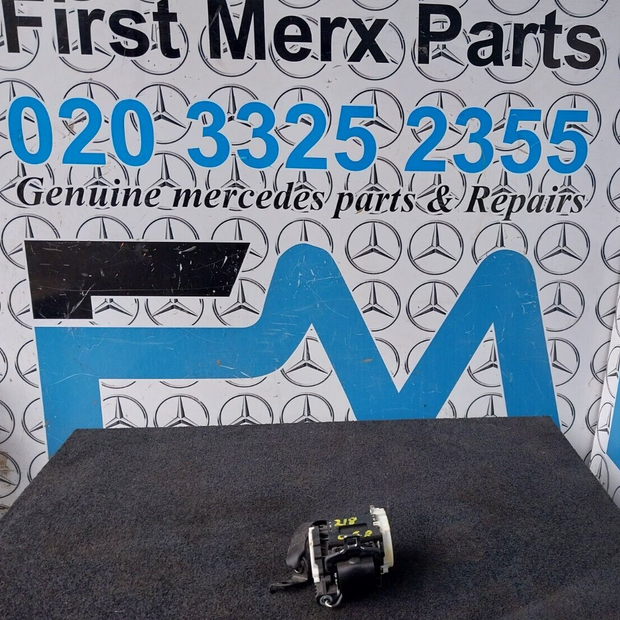 MERCEDES CLS W218 OFF SIDE REAR SEATBELT  A2188600285 OEM