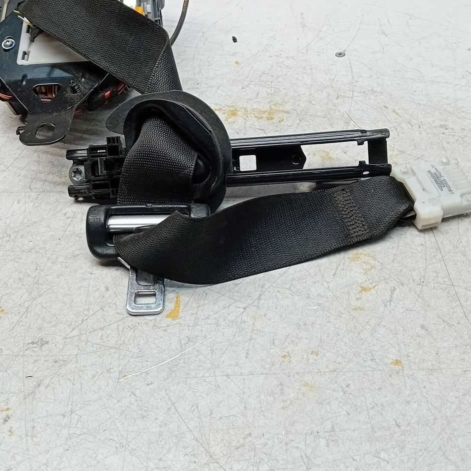 MERCEDES BENZ S-CLASS W222 SEAT BELT FRONT PASSENGER A2228604100 BLACK FM001230