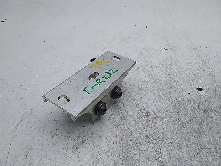 MERCEDES C-CLS W206 REINFORCEMENT MOUNTING RAIL A2066203802 FMR232