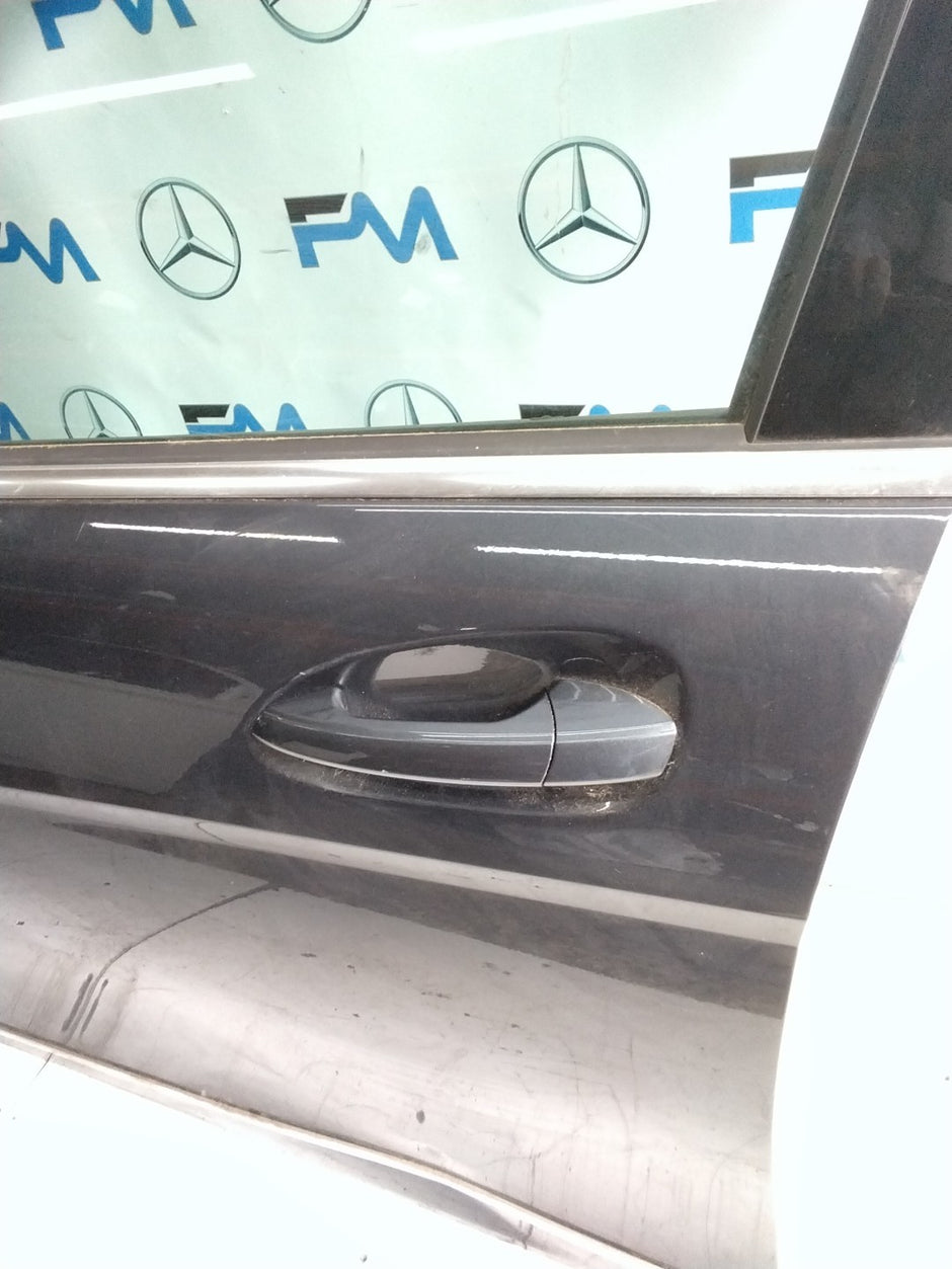 MERCEDES C-CLASS W204 PASSENGER SIDE FRONT DOOR N/S/F COMPLETE GREY FMD58