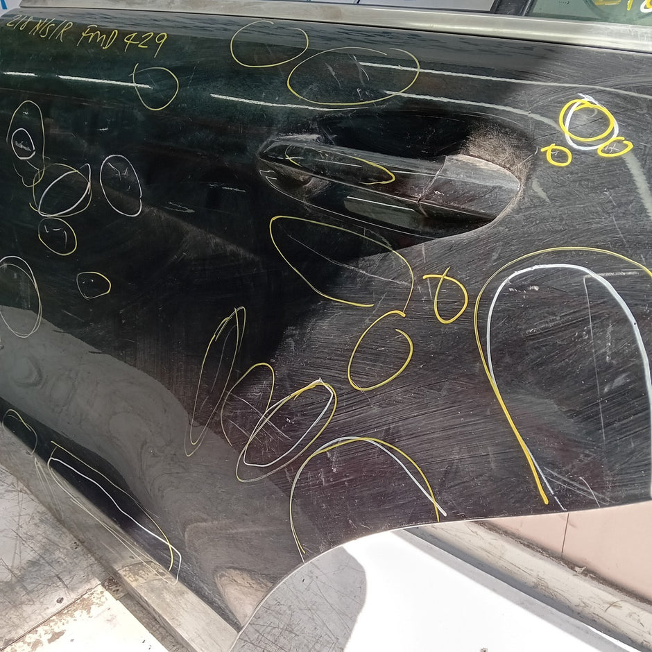 MERCEDES CLS W218 COUPE PASSENGER REAR DOOR NSR BLACK 2011-17 COMPLETE FMD429