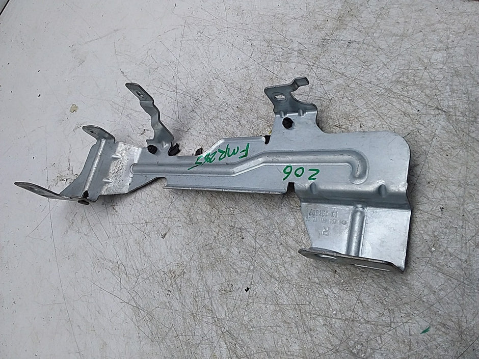 MERCEDES C-CLASS W206 CAR WINDOW MOTOR MOUNT A2066911200 FMR285