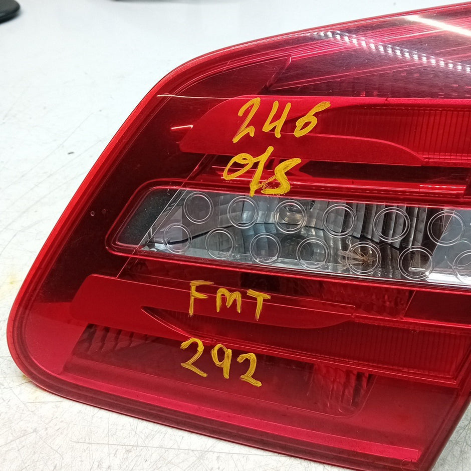 MERCEDES B-CLASS W246 DRIVER RIGHT INNER REAR TAIL LIGHT A2469066400 2012 FMT292