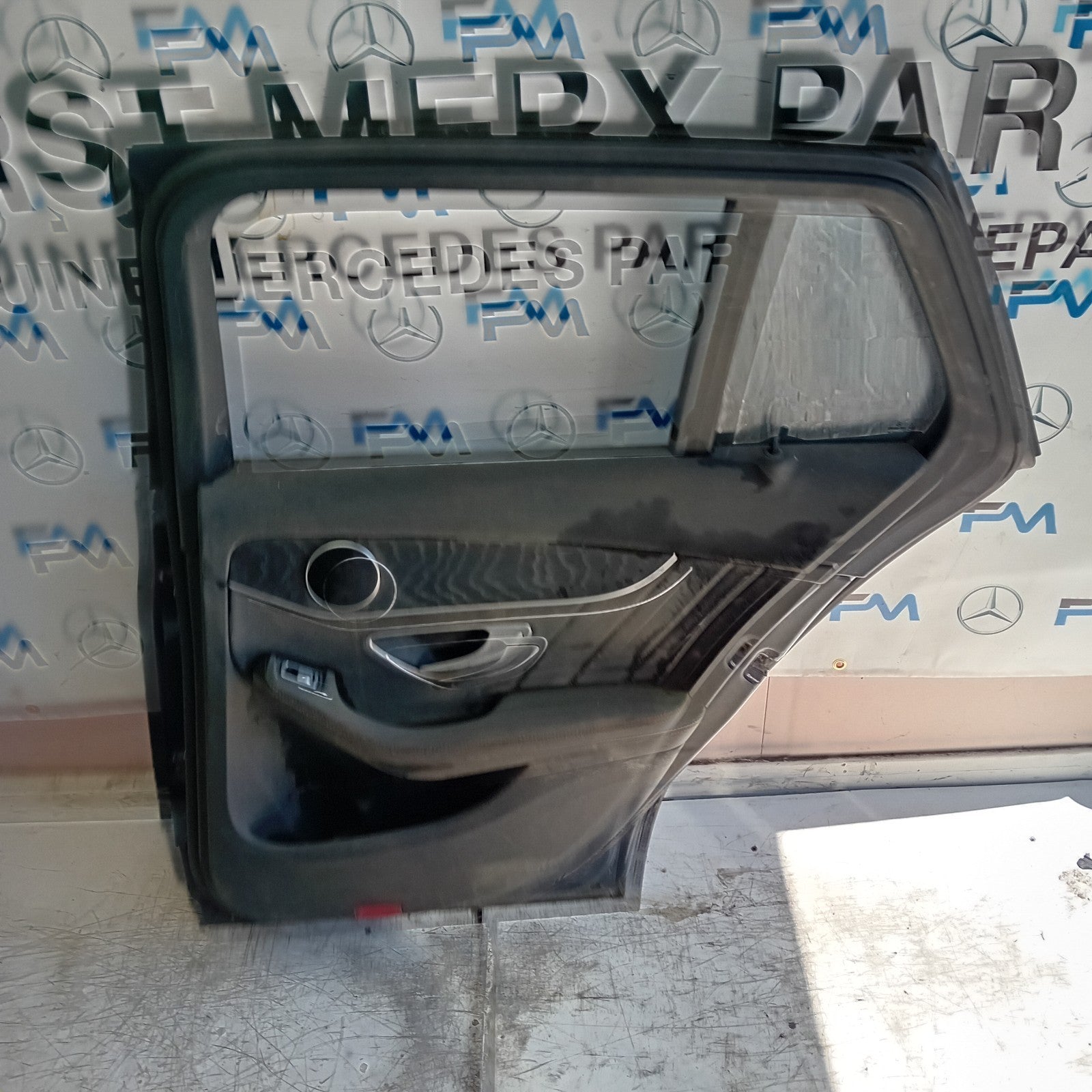 MERCEDES C-CLASS S205 EST DRIVER REAR DOOR OSR BLACK 2014 ON COMPLETE FMD453