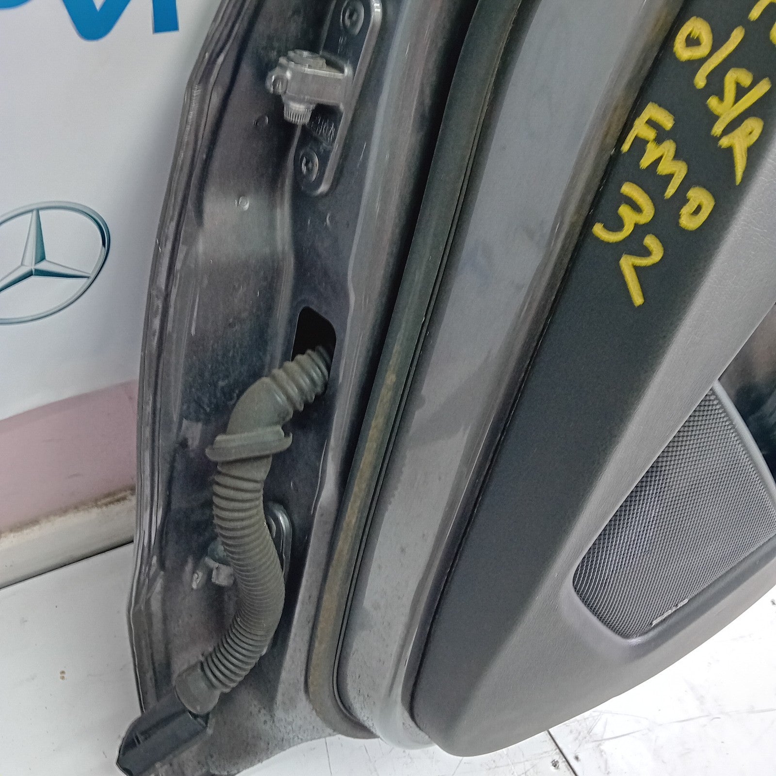 MERCEDES BENZ A-CLASS W176 DRIVER SIDE REAR DOOR O/S/R COMPLETE GREY FMD32