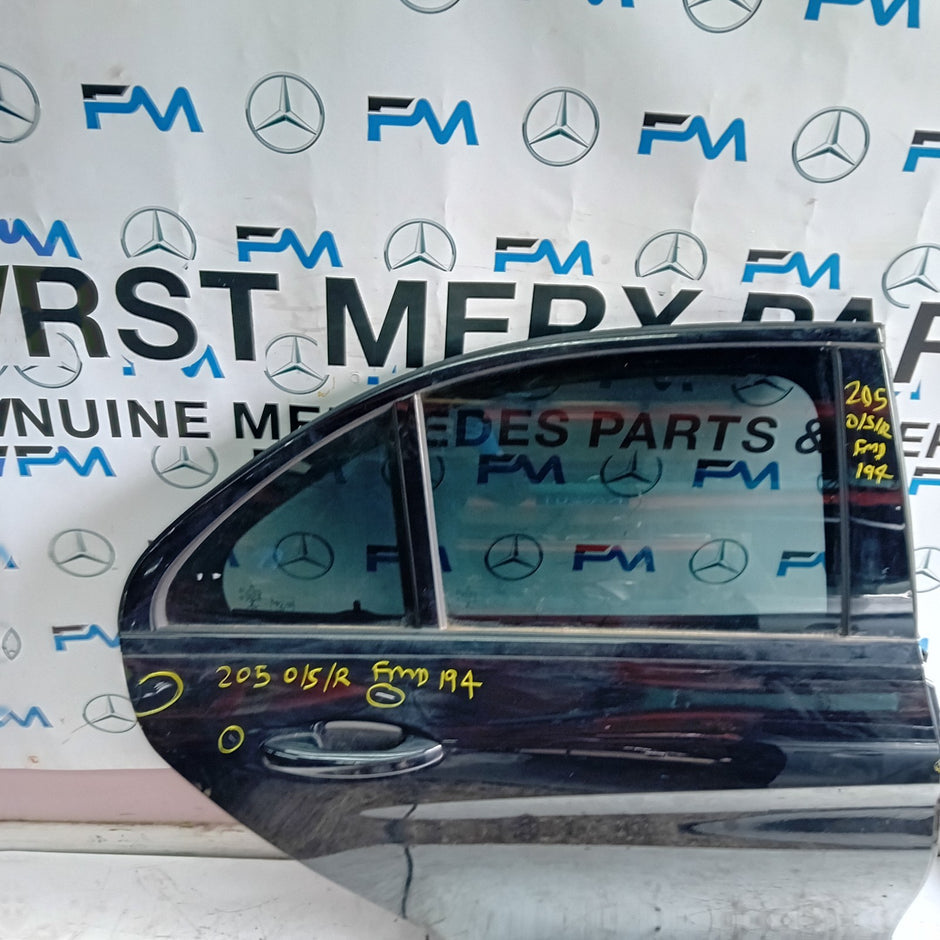 MERCEDES C-CLASS W205 SALOON DRIVER REAR DOOR OSR BLACK 2014 ON COMPLETE FMD194