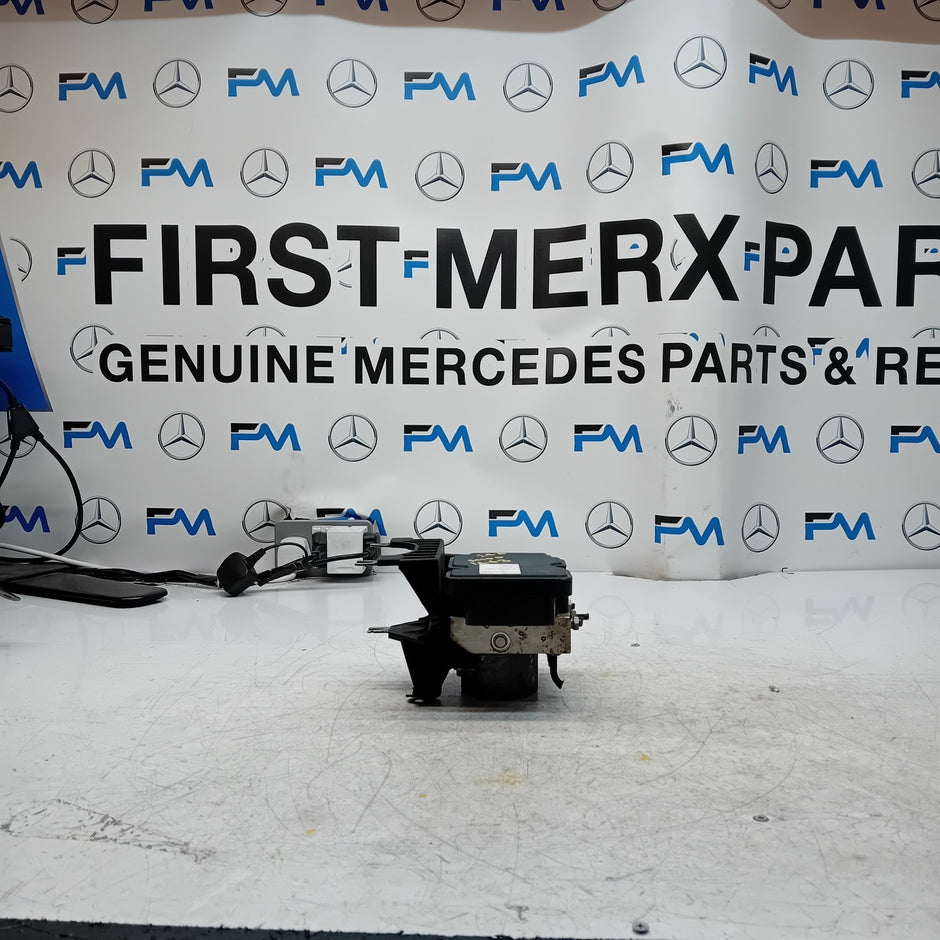 MERCEDES BENZ B-CLASS W246 ABS PUMP CONTROL MODULE UNIT A0094315212 FM001463