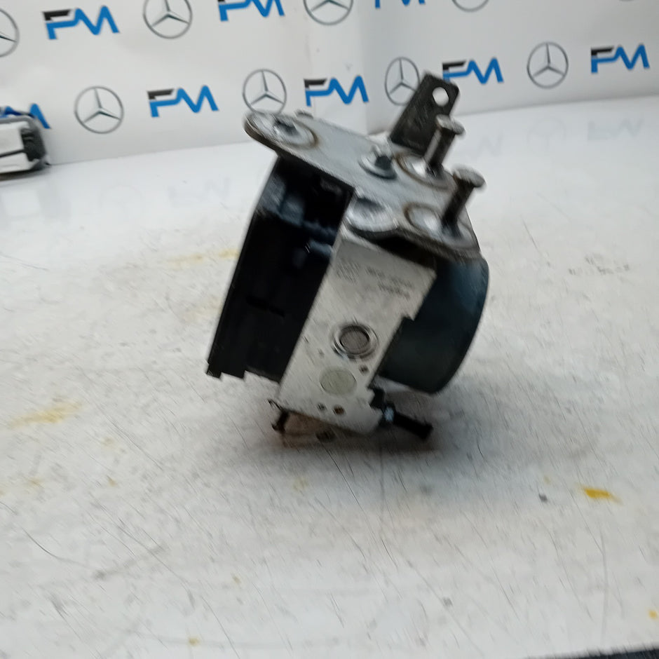 MERCEDES BENZ GLC W253 ABS PUMP CONTROL MODULE UNIT A2539011400 FM001461