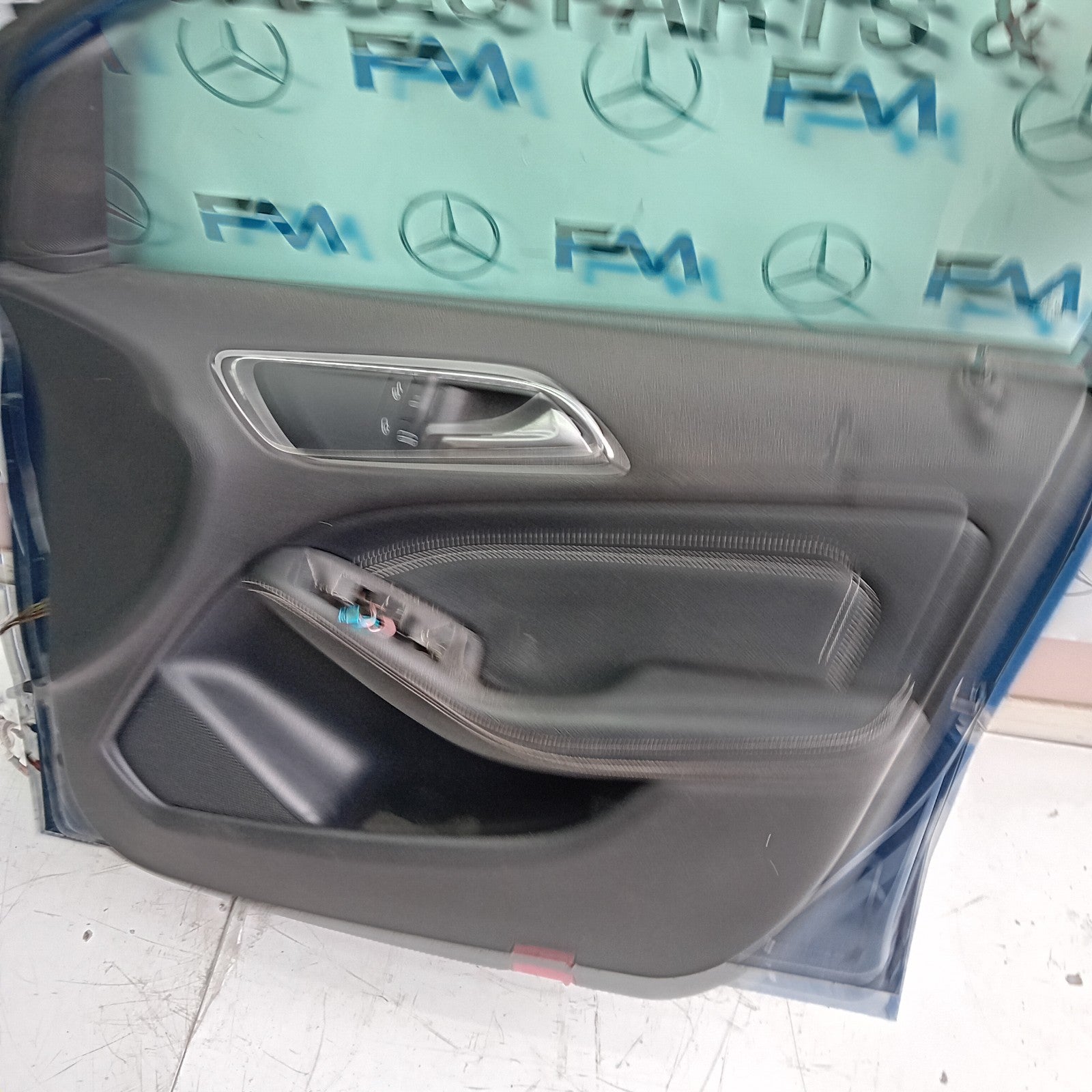MERCEDES BENZ B-CLASS W246 DRIVER SIDE FRONT DOOR O/S/F COMPLETE BLUE FMD43