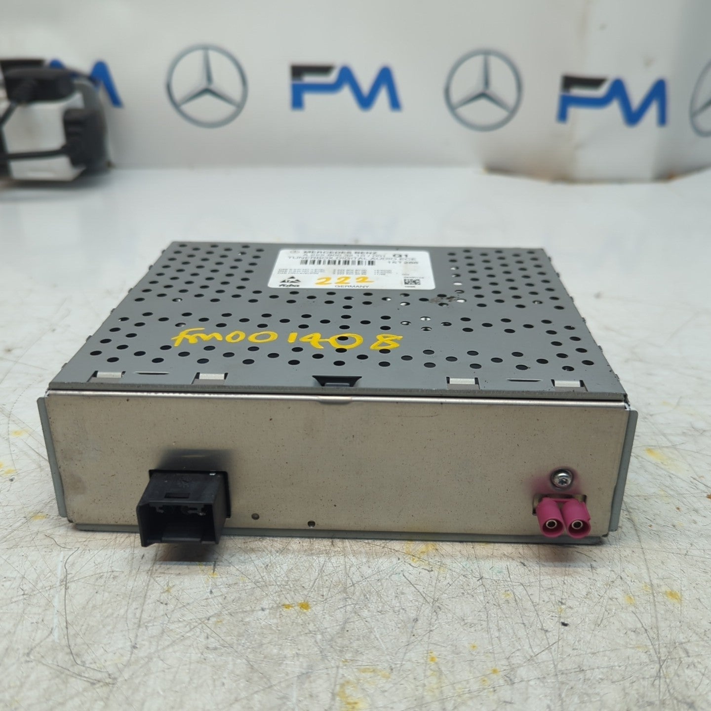 MERCEDES BENZ S-CLASS W222  2014-2021  RADIO TUNER BOX  A2229003210 FM001408