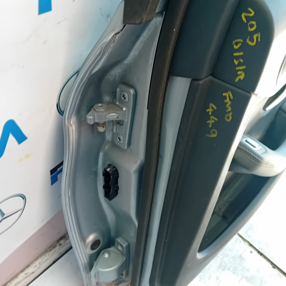 MERCEDES C-CLASS W205 SLN DRIVER REAR DOOR OSR 2014 ON COMPLETE FMD449