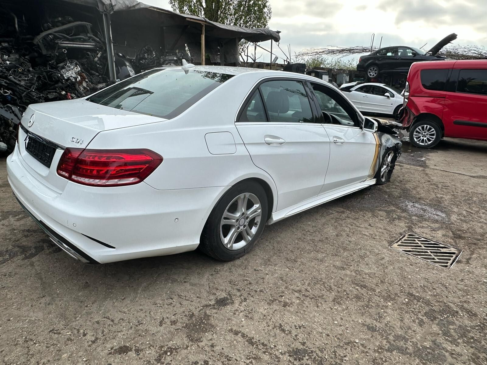 MERCEDES BENZ E-CLASS W212 - BREAKING/ ENGINE AND GEAR BOX