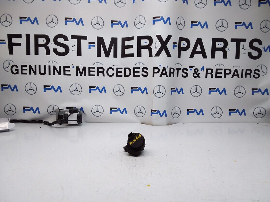 Mercedes E-CLASS W211 ELECTRIC COOLANT WATER PUMP A2118350028 FM00606