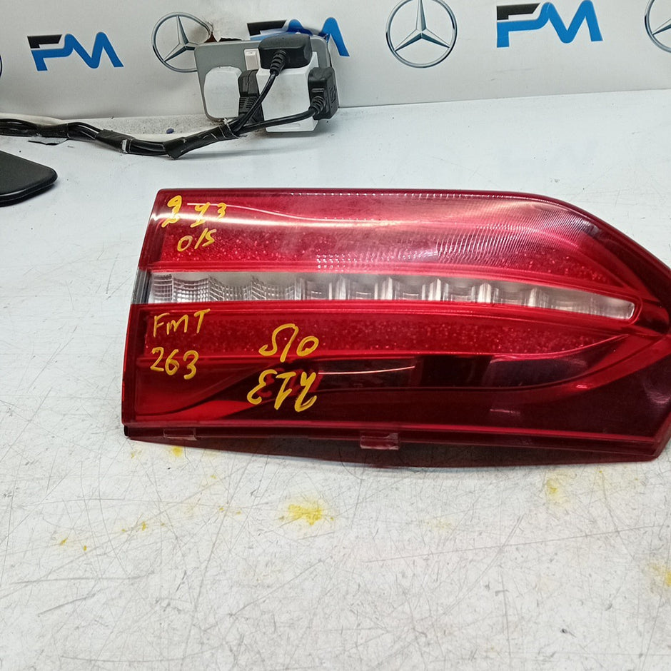 MERCEDES BENZ  E-CLASS W213 DRIVER RIGHT OS REAR TAIL LIGHT FMT263