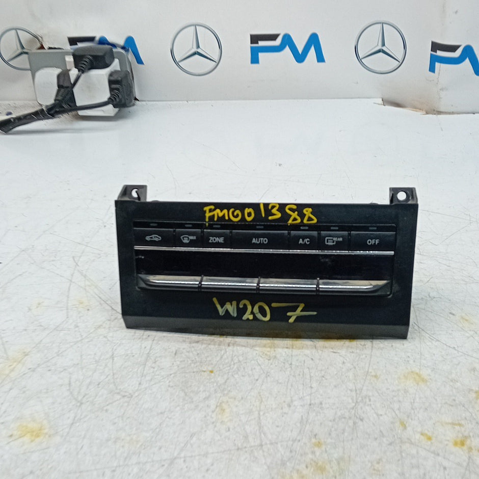 MERCEDES E CLASS W207 W212 CLIMATE CONTROL PANEL A2129008608 2016 FM001388
