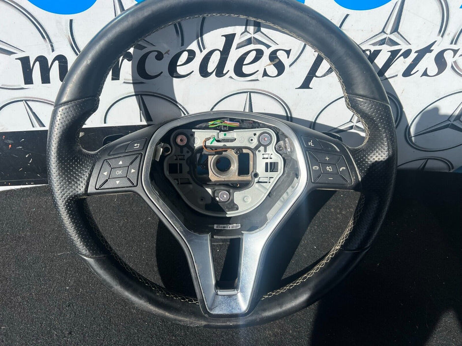 MERCEDES A CLASS W176 LEATHER MULTIFUNCTION STEERING WHEEL A2184602018