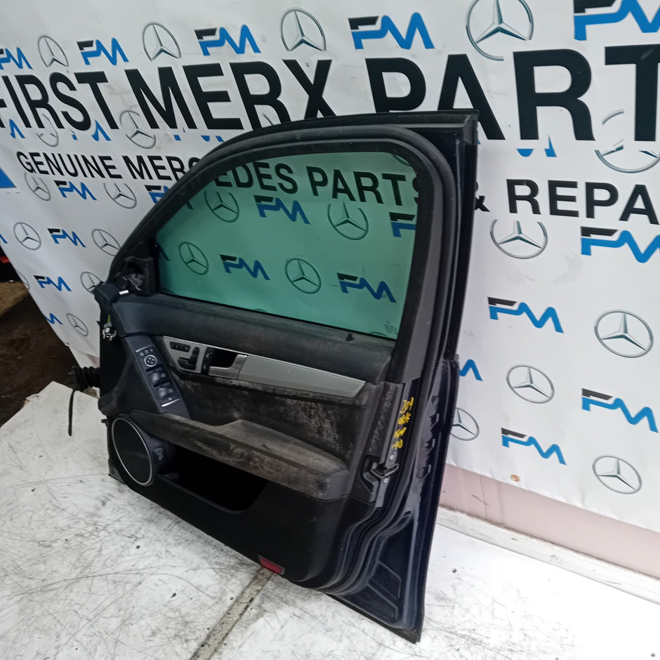 MERCEDES BENZ C-CLASS W204 DRIVER SIDE FRONT DOOR O/S/F BLUE COMPLETE FMD140