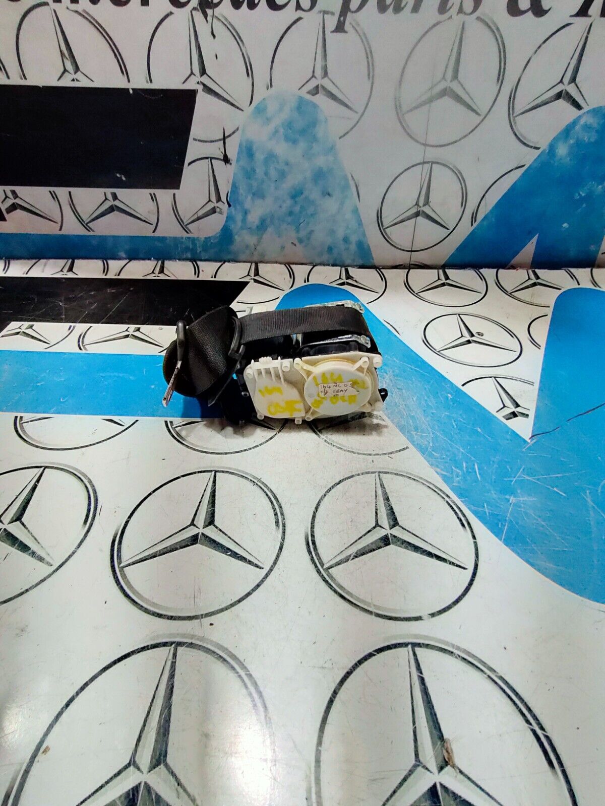 MERCEDES ML GL R CLASS W164 X164 W251  SEAT BELT FRONT RIGHT DRIVER SIDE BLACK