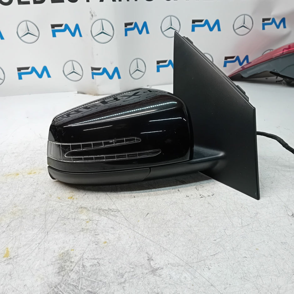 MERCEDES BENZ B-CLASS W246 DRIVER WING MIRROR OS BLACK  FMM87