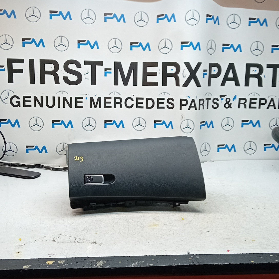 MERCEDES E-CLASS W213 DASHBOARD GLOVEBOX 2016 ON A2136800391 BLACK FM001315